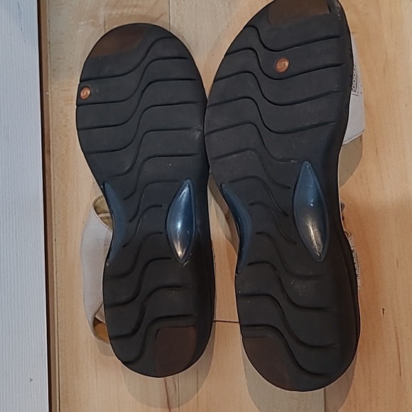 Unstructured Clarks beige women's sandals size 6.5 - Picture 4 of 6